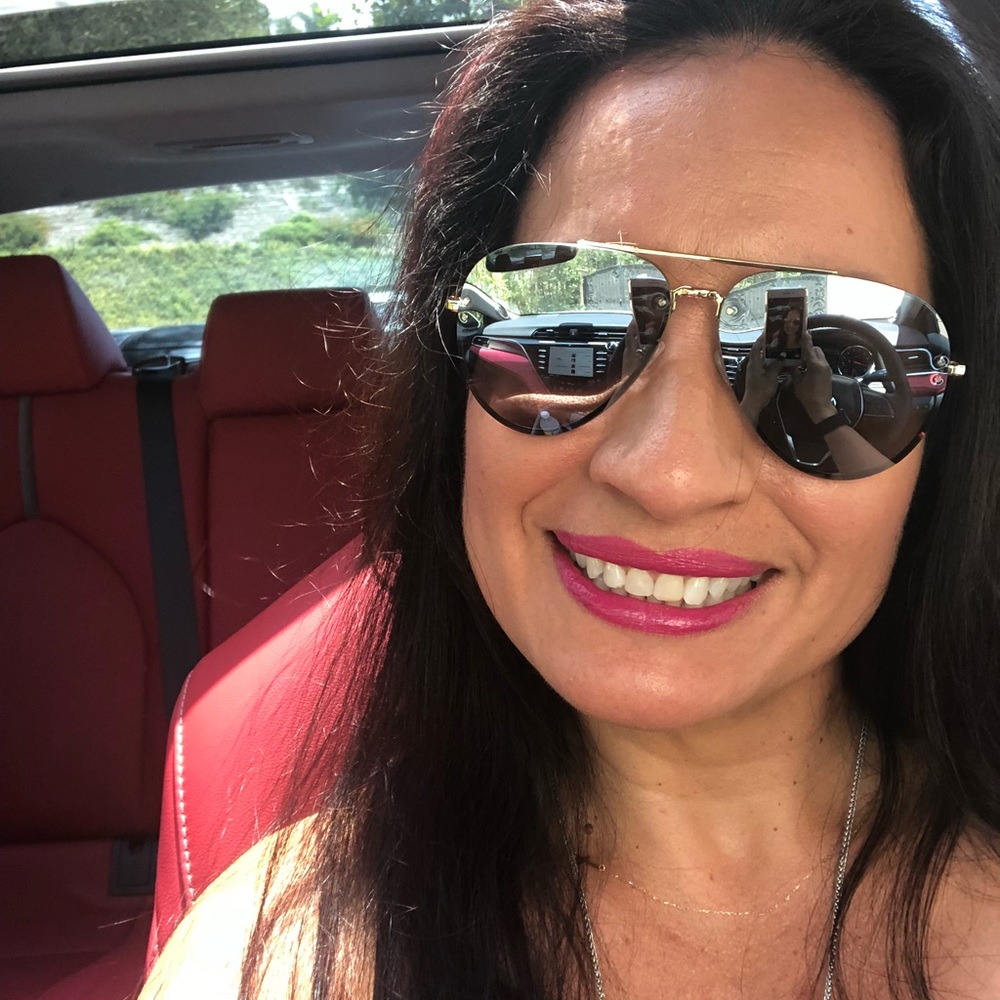 Meet your Posher, Blanca